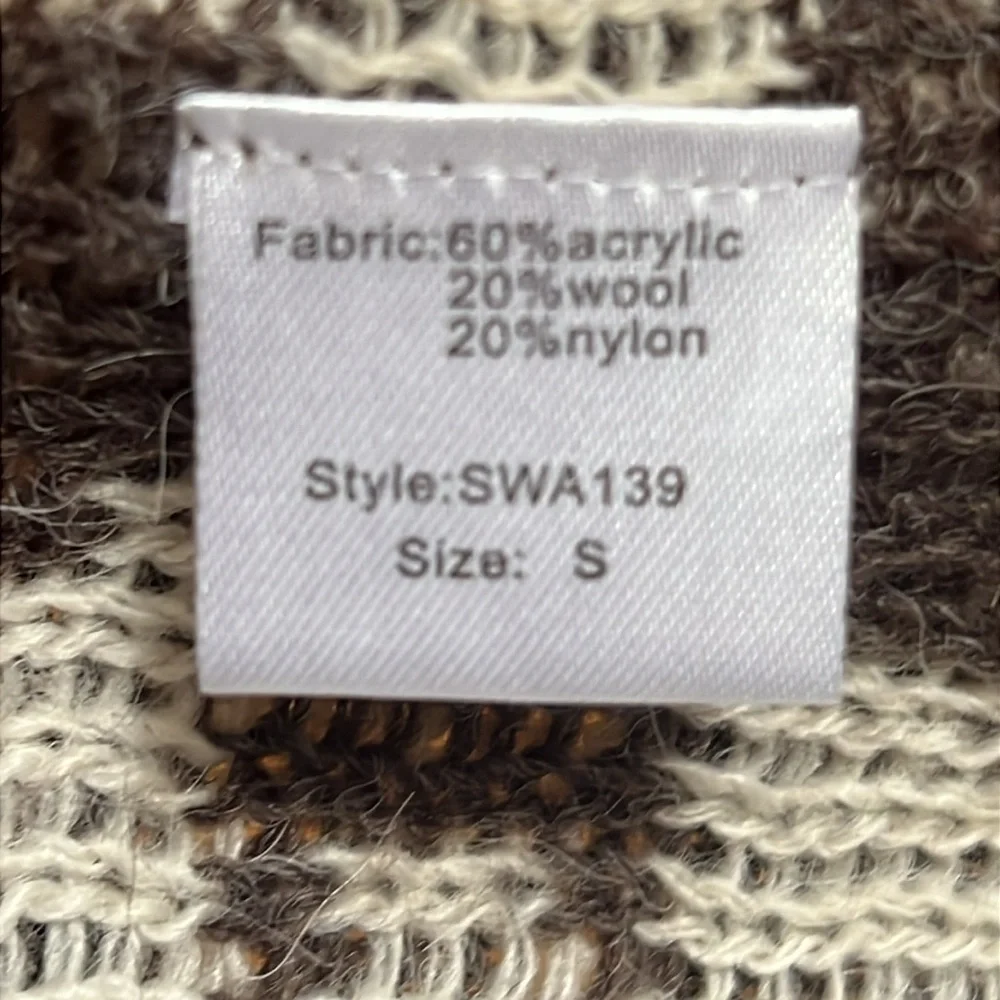 ELAN Aztec Print Hooded Cardigan - Picture 13 of 13